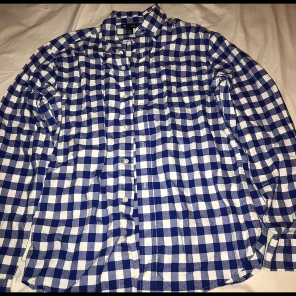 Men’s plaid shirt